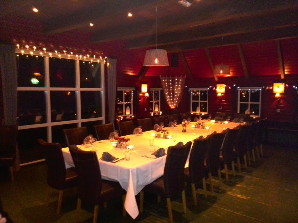 Hotel - Restaurant - Cafe- Geertien Blokzijl Luaran gambar