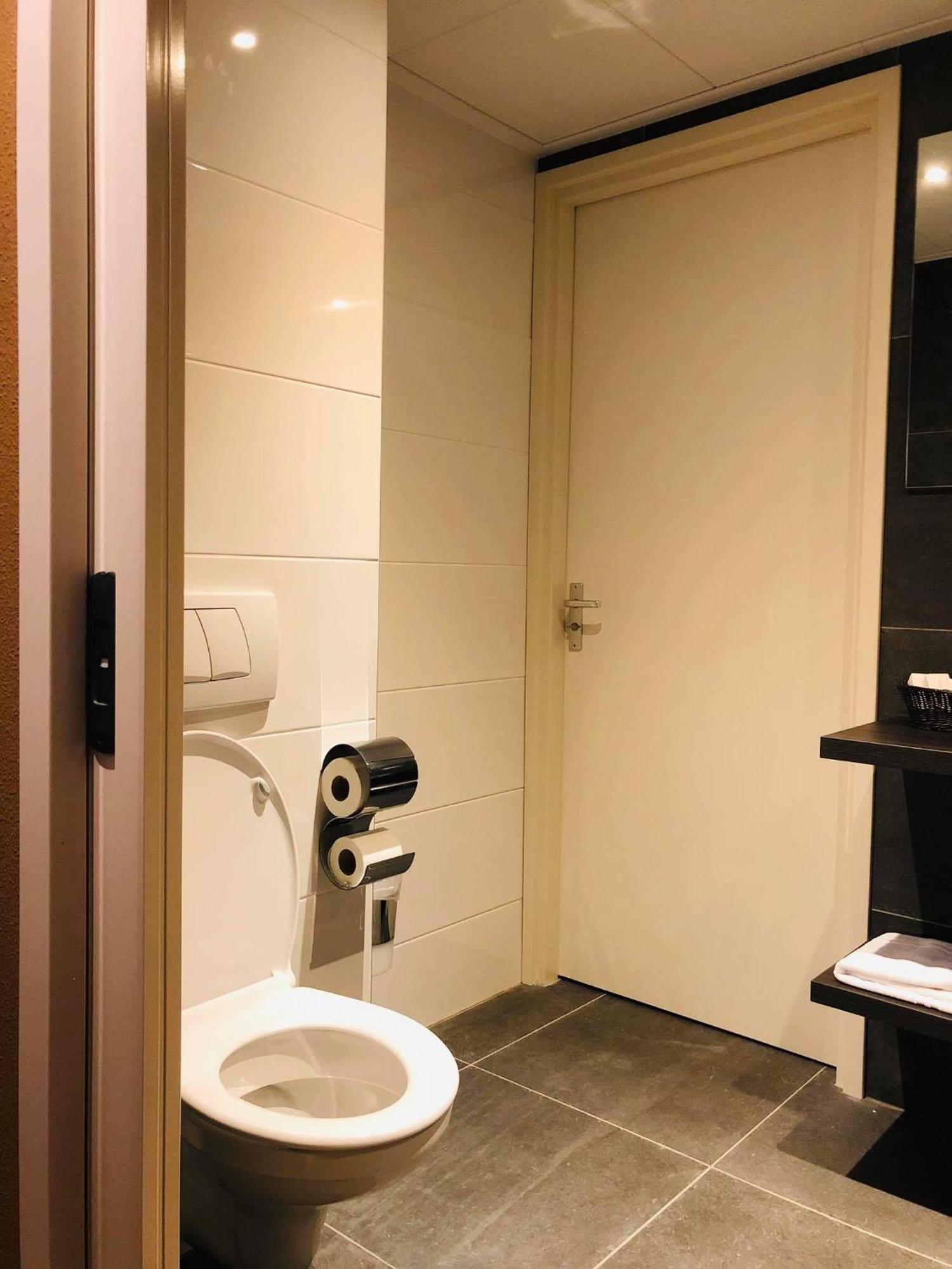 Hotel - Restaurant - Cafe- Geertien Blokzijl Bilik gambar